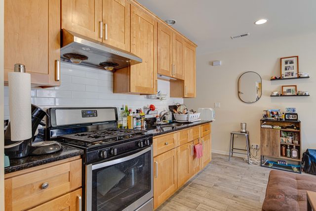 3511 S Halsted Street, Chicago, IL 60609