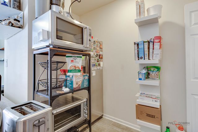 3511 S Halsted Street, Chicago, IL 60609
