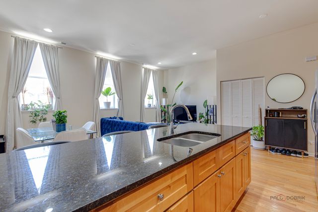 3511 S Halsted Street, Chicago, IL 60609