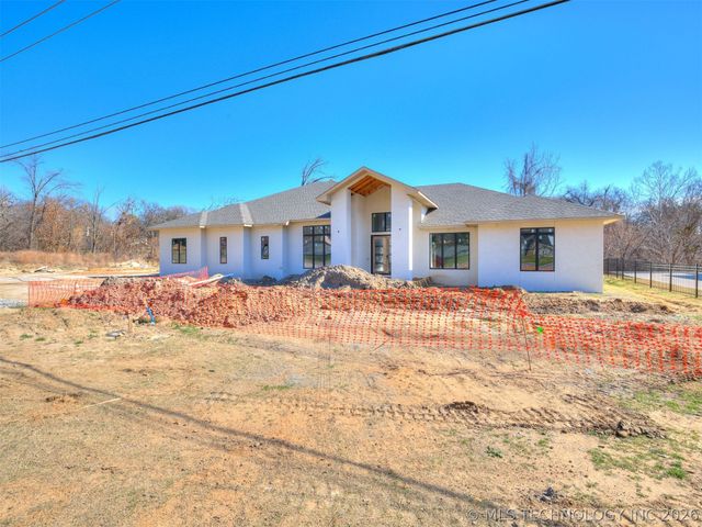 10775 S Sheridan Road, Tulsa, OK 74133