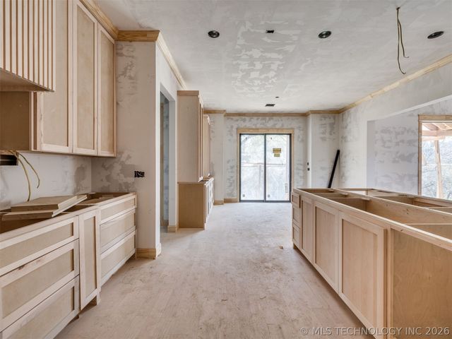 10775 S Sheridan Road, Tulsa, OK 74133