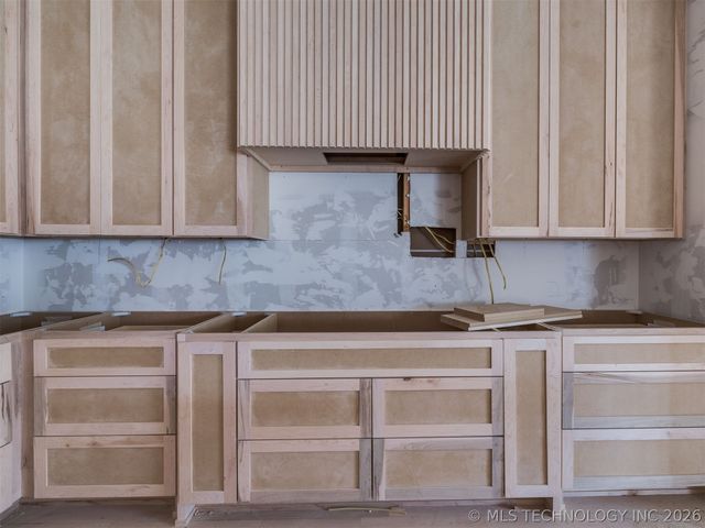 10775 S Sheridan Road, Tulsa, OK 74133