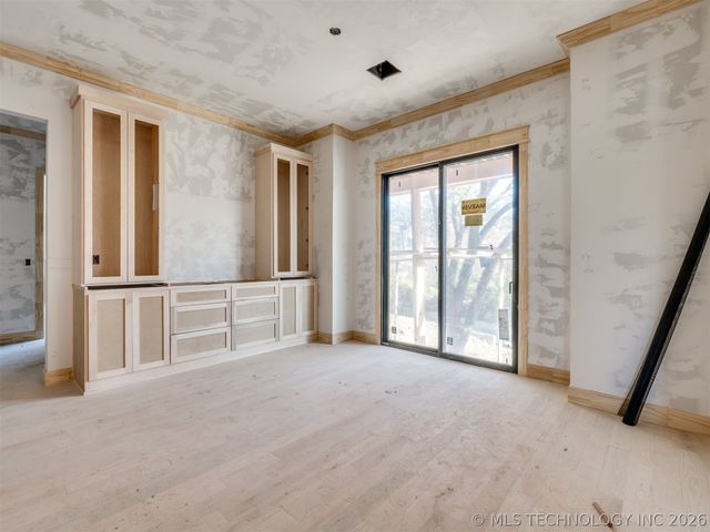 10775 S Sheridan Road, Tulsa, OK 74133