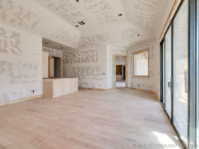 10775 S Sheridan Road, Tulsa, OK 74133