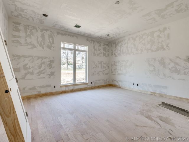 10775 S Sheridan Road, Tulsa, OK 74133