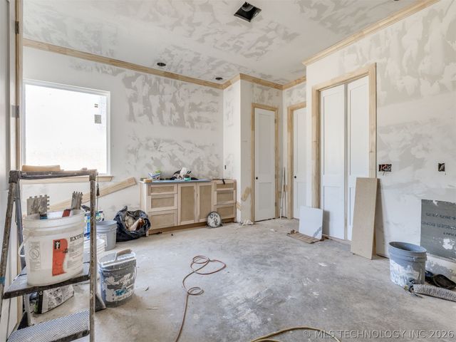 10775 S Sheridan Road, Tulsa, OK 74133