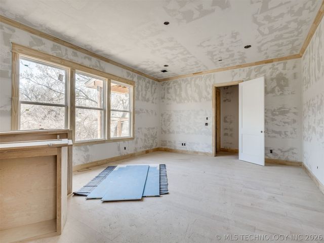 10775 S Sheridan Road, Tulsa, OK 74133