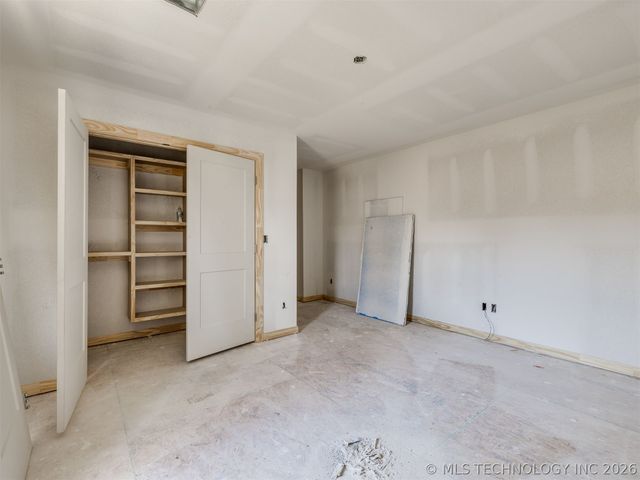 10775 S Sheridan Road, Tulsa, OK 74133