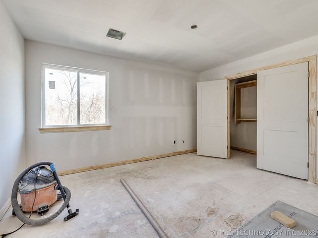 10775 S Sheridan Road, Tulsa, OK 74133