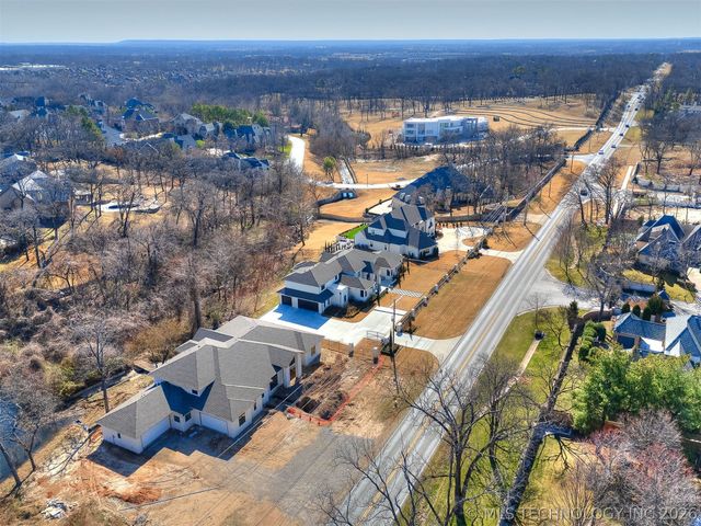 10775 S Sheridan Road, Tulsa, OK 74133