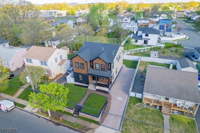 307 Schepis Ave, Saddle Brook Twp., NJ 07663