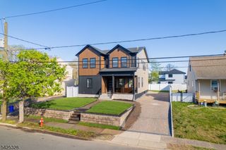 307 Schepis Ave, Saddle Brook Twp., NJ 07663