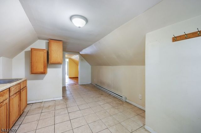 617 Court St, Elizabeth City, NJ 07206