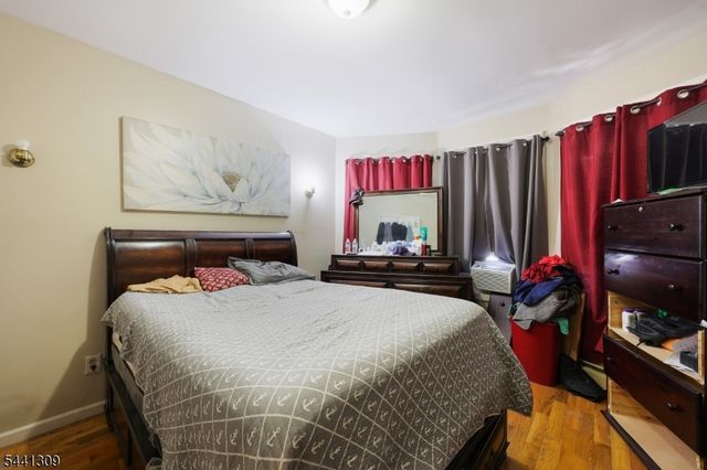 617 Court St, Elizabeth City, NJ 07206