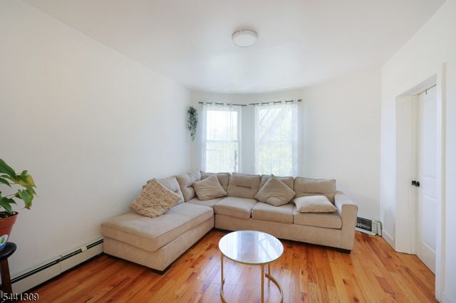 617 Court St, Elizabeth City, NJ 07206