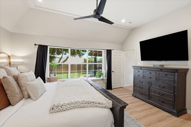 121 Honeysuckle Drive, Justin, TX 76247