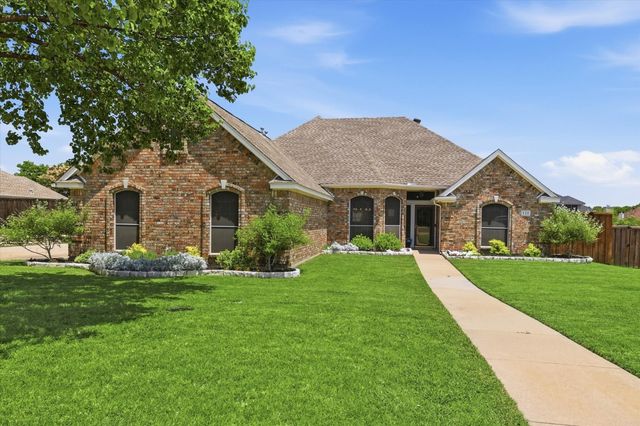 121 Honeysuckle Drive, Justin, TX 76247