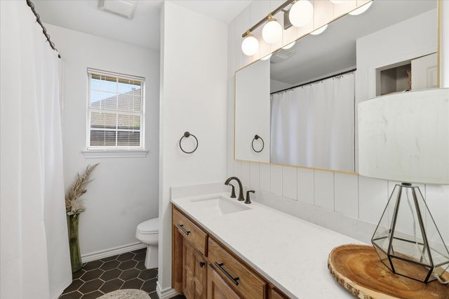 121 Honeysuckle Drive, Justin, TX 76247
