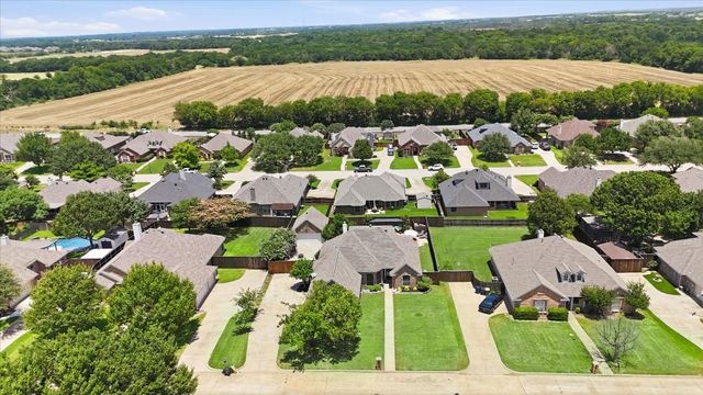 121 Honeysuckle Drive, Justin, TX 76247