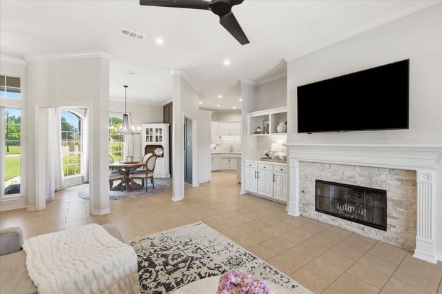 121 Honeysuckle Drive, Justin, TX 76247