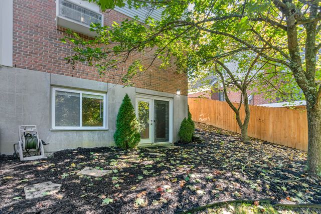 3295 Kingsburg Court, Erlanger, KY 41018