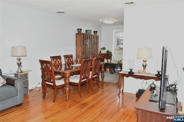 5-65 Elmwood Terrace 35, Elmwood Park, NJ 07407