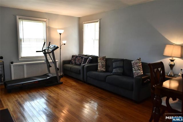 5-65 Elmwood Terrace 35, Elmwood Park, NJ 07407