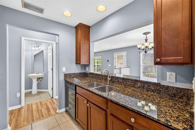 37602 AARALYN RD, Zephyrhills, FL 33542