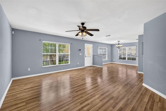 37602 AARALYN RD, Zephyrhills, FL 33542