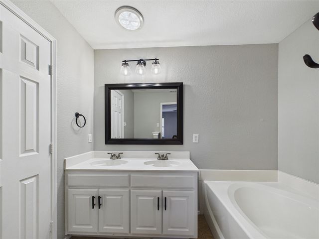 7248 Retriever Lane, Fort Worth, TX 76120