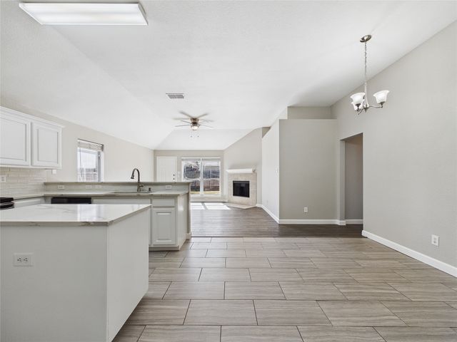 7248 Retriever Lane, Fort Worth, TX 76120