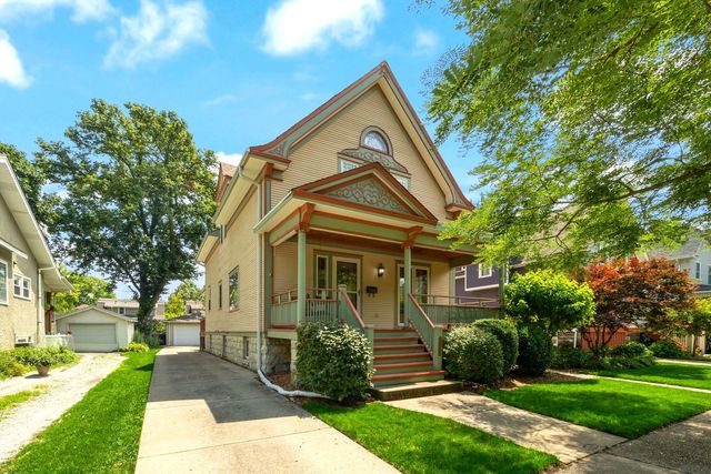 550 N Marion Street, Oak Park, IL 60302