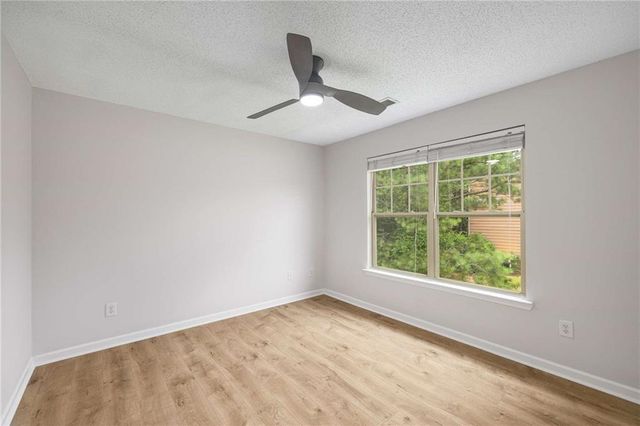 3063 Broadleaf Trail, Fairburn, GA 30213