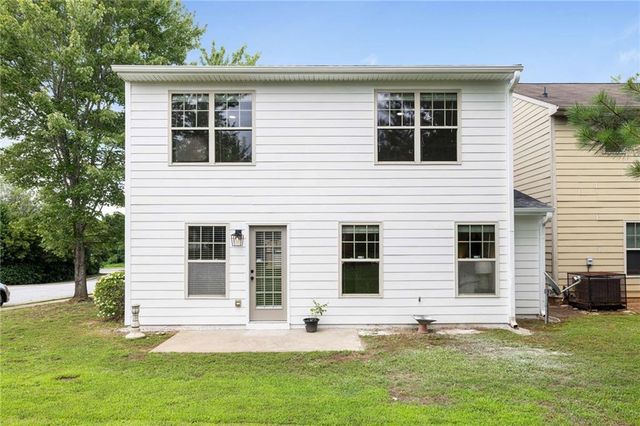 3063 Broadleaf Trail, Fairburn, GA 30213