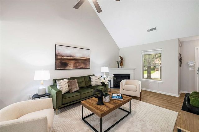 3063 Broadleaf Trail, Fairburn, GA 30213