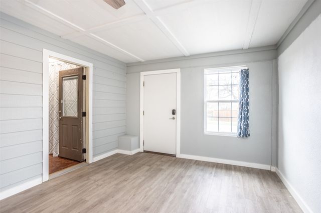 602 N Jordan Street, Whitesboro, TX 76273