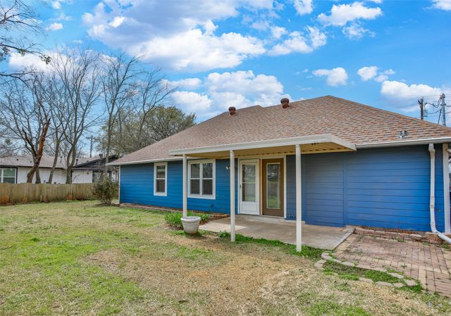 602 N Jordan Street, Whitesboro, TX 76273