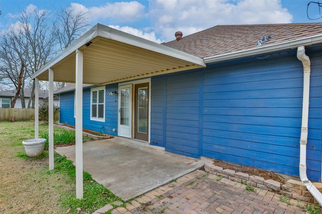 602 N Jordan Street, Whitesboro, TX 76273