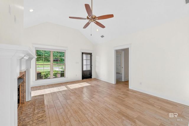 7824 Hemlock Street, Daphne, AL 36527