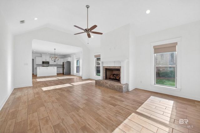 7824 Hemlock Street, Daphne, AL 36527