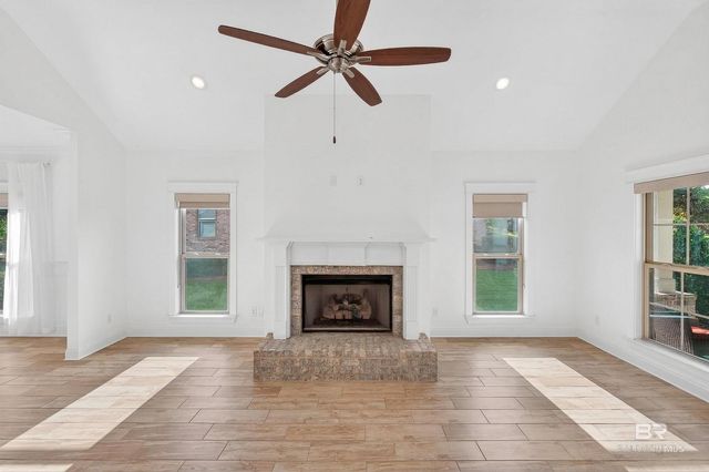 7824 Hemlock Street, Daphne, AL 36527