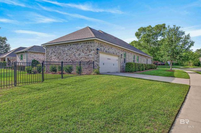 7824 Hemlock Street, Daphne, AL 36527