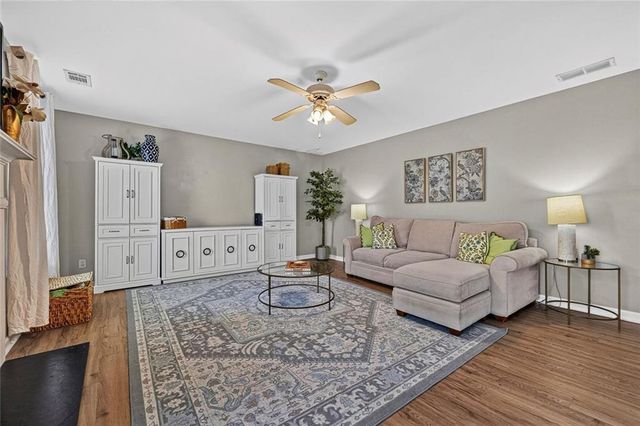 129 Hidden Lake Circle, Canton, GA 30114
