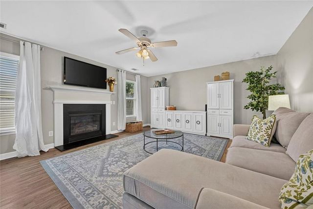 129 Hidden Lake Circle, Canton, GA 30114