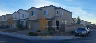 2711 Lindsey Springs Street, Las Vegas, NV 89142