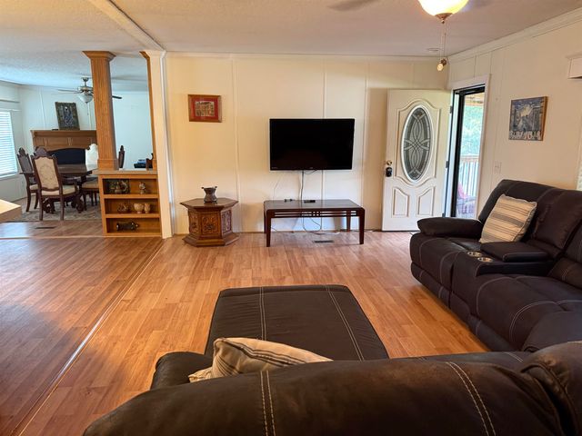 911 Old Magnolia Dr., Conway, SC 29526