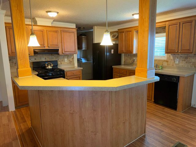 911 Old Magnolia Dr., Conway, SC 29526
