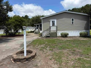 911 Old Magnolia Dr., Conway, SC 29526