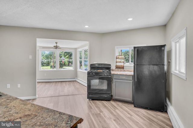 2261 PINE RD, York, PA 17408