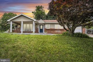 2261 PINE RD, York, PA 17408